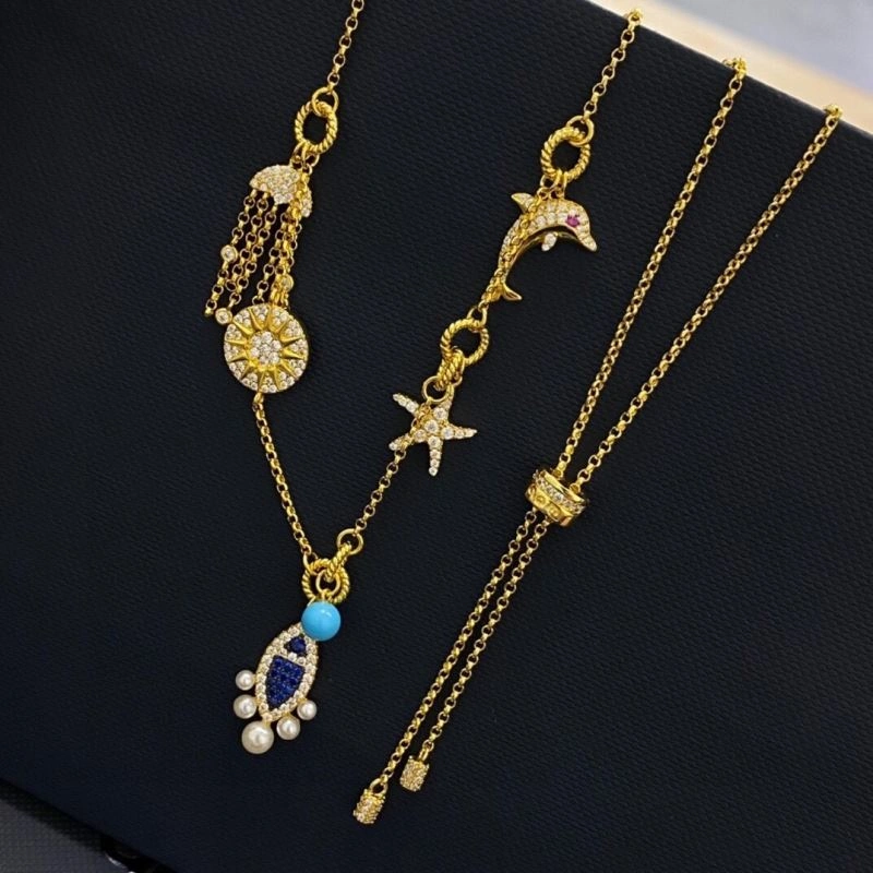 Apm Necklaces Practical 215332