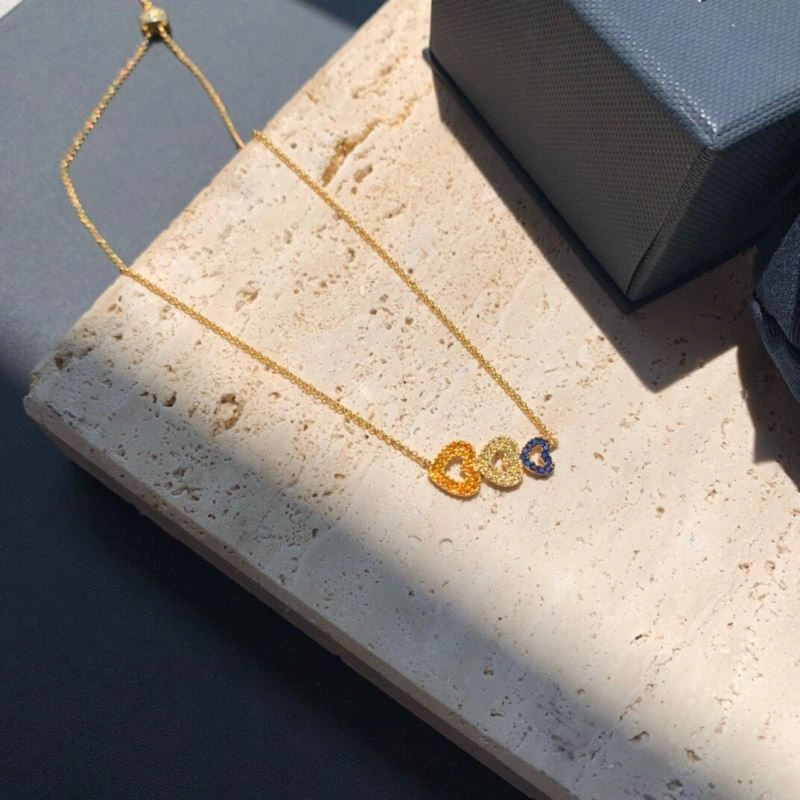 Lightweight Apm Necklaces 215195