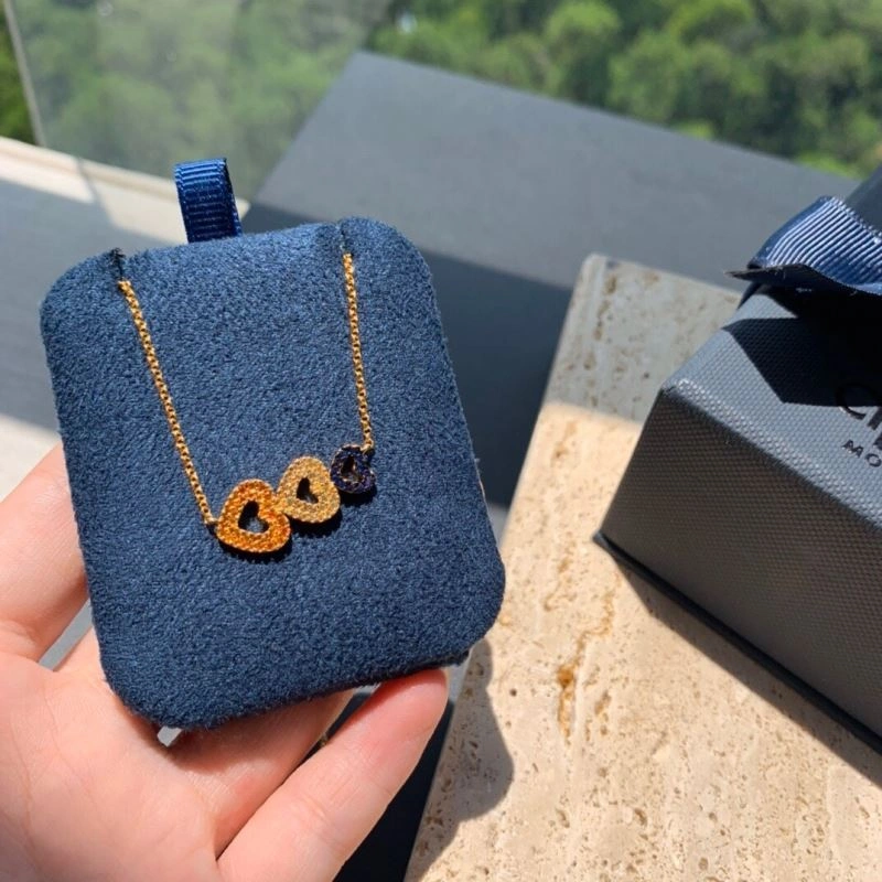 Lightweight Apm Necklaces 215195