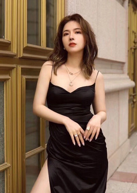 Apm Necklaces SoftTouch 215256