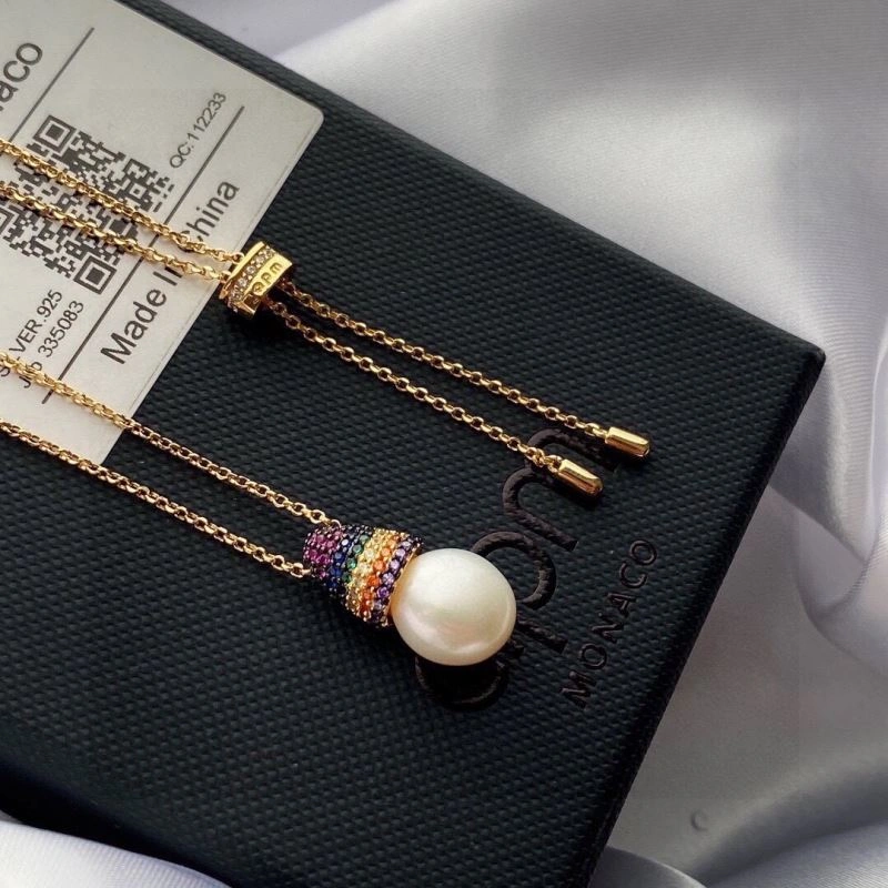 Apm Necklaces Seasonal 215200