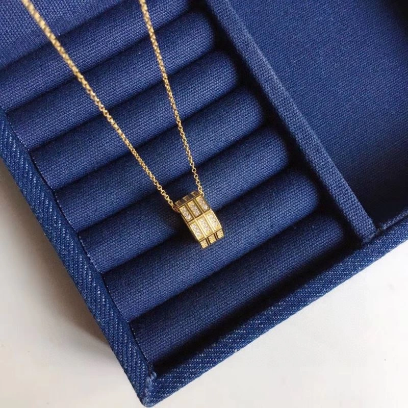 MoistureWicking Apm Necklaces 215202