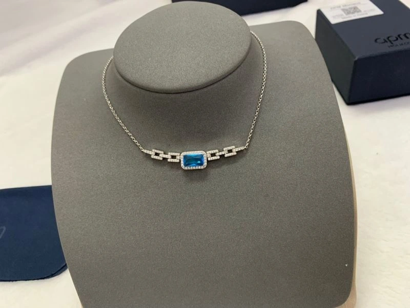 RelaxedFit Apm Necklaces 215190