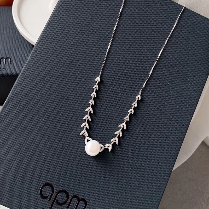Apm Necklaces Affordable 215167