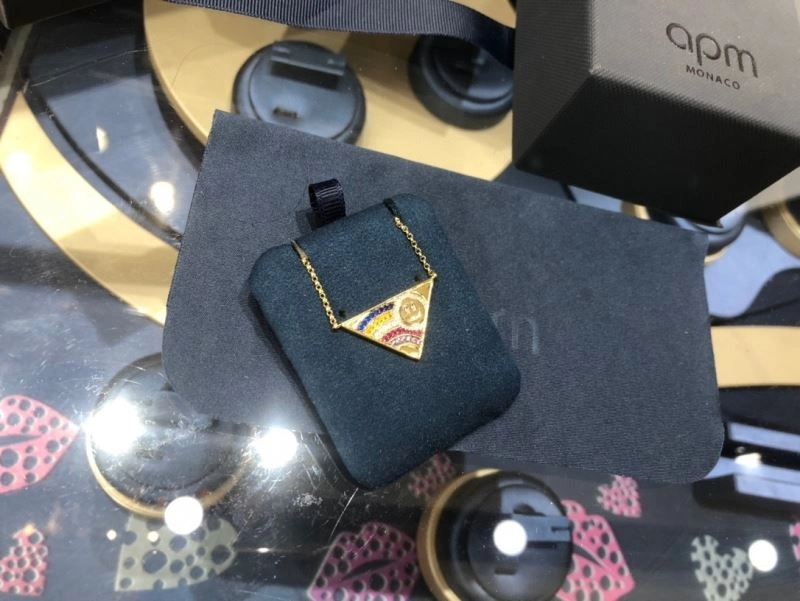 Stretchable Apm Necklaces 215175