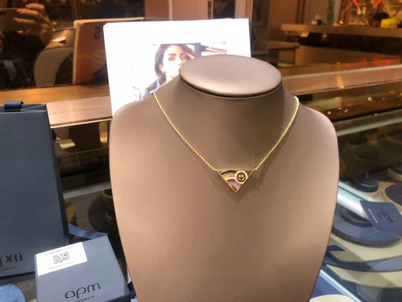 Stretchable Apm Necklaces 215175