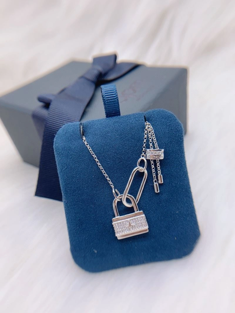 EyeCatching Apm Necklaces 215164