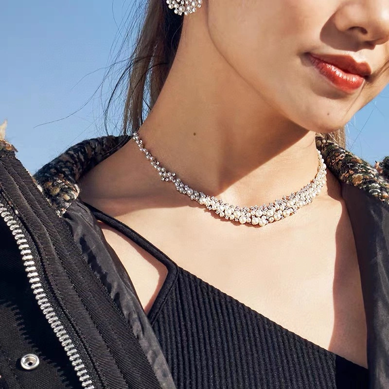 Apm Necklaces Stylish 215161