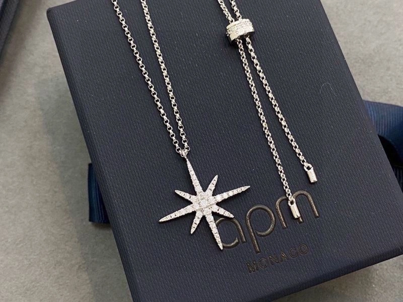 Apm Necklaces Cozy 215155