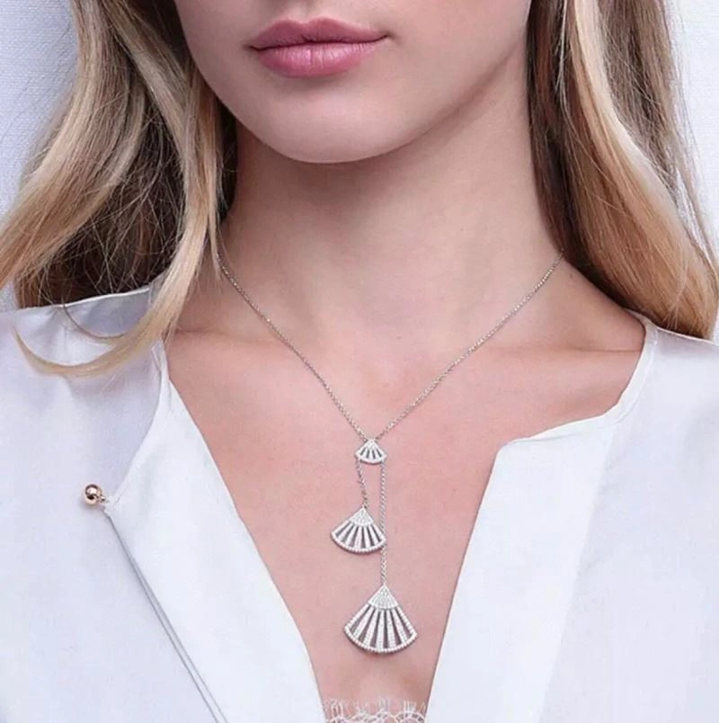 Elegant Apm Necklaces 215150