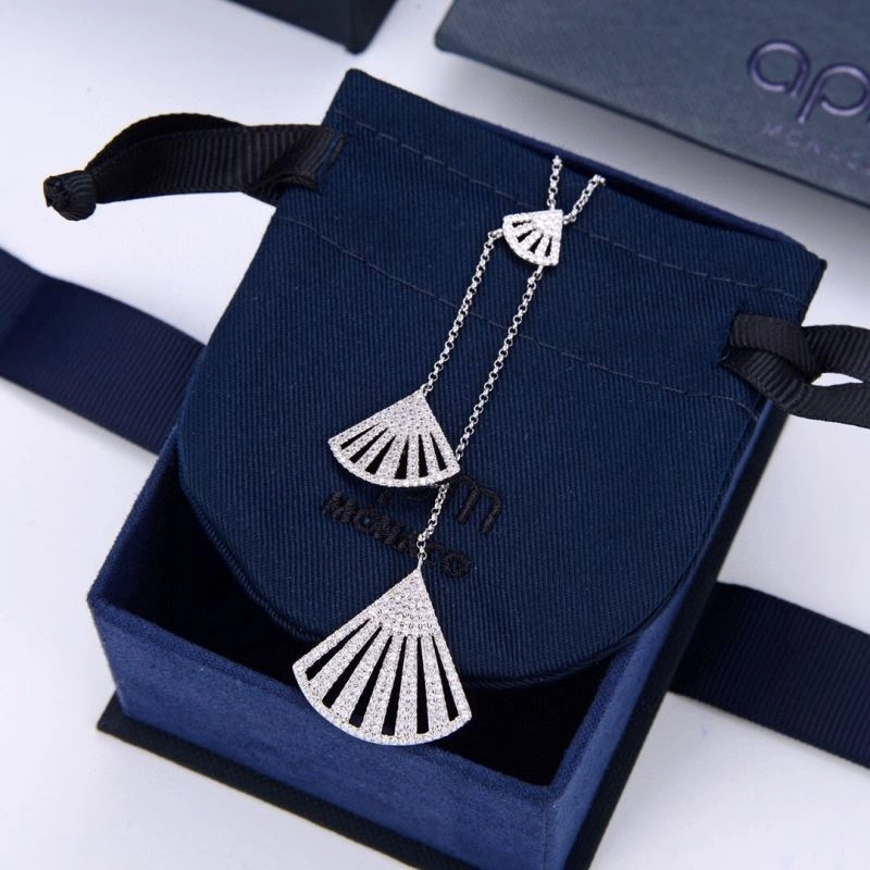 Elegant Apm Necklaces 215150