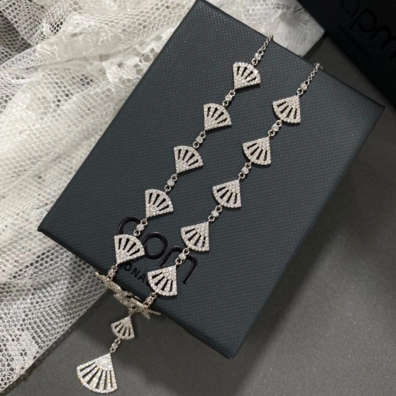 Apm Necklaces SunProtective 215218