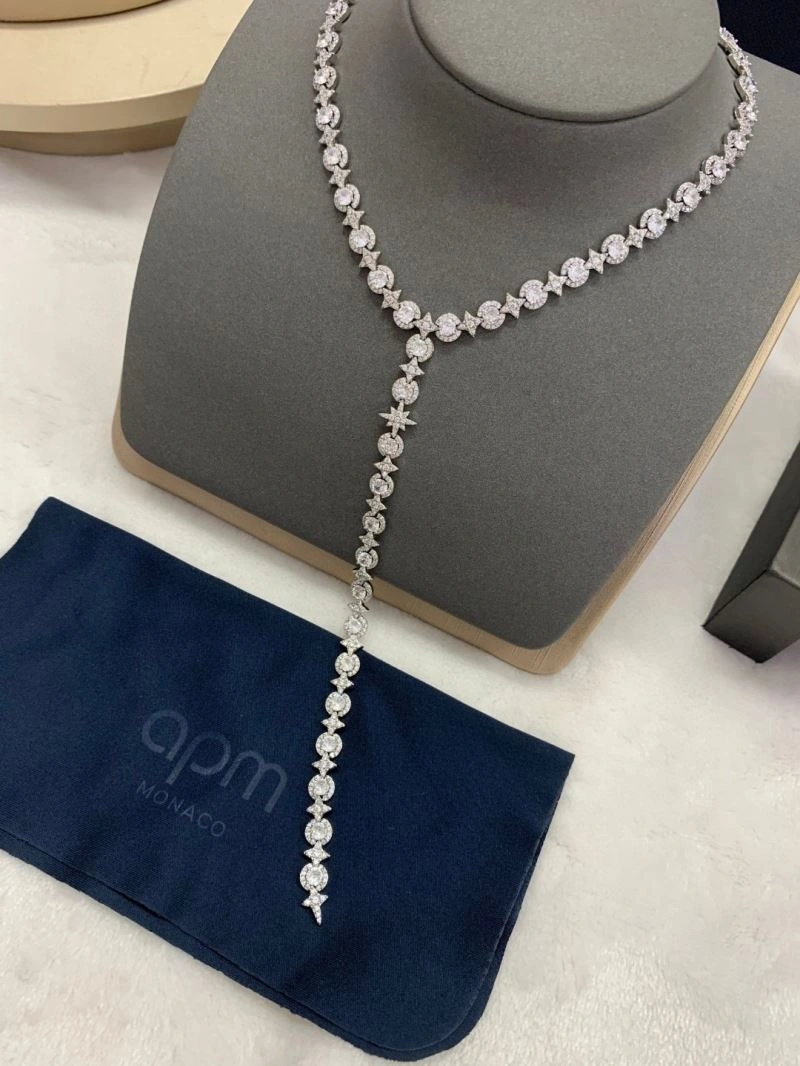 Versatile Apm Necklaces 215108