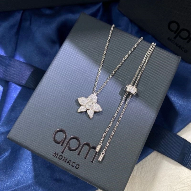 Chic Apm Necklaces 214994
