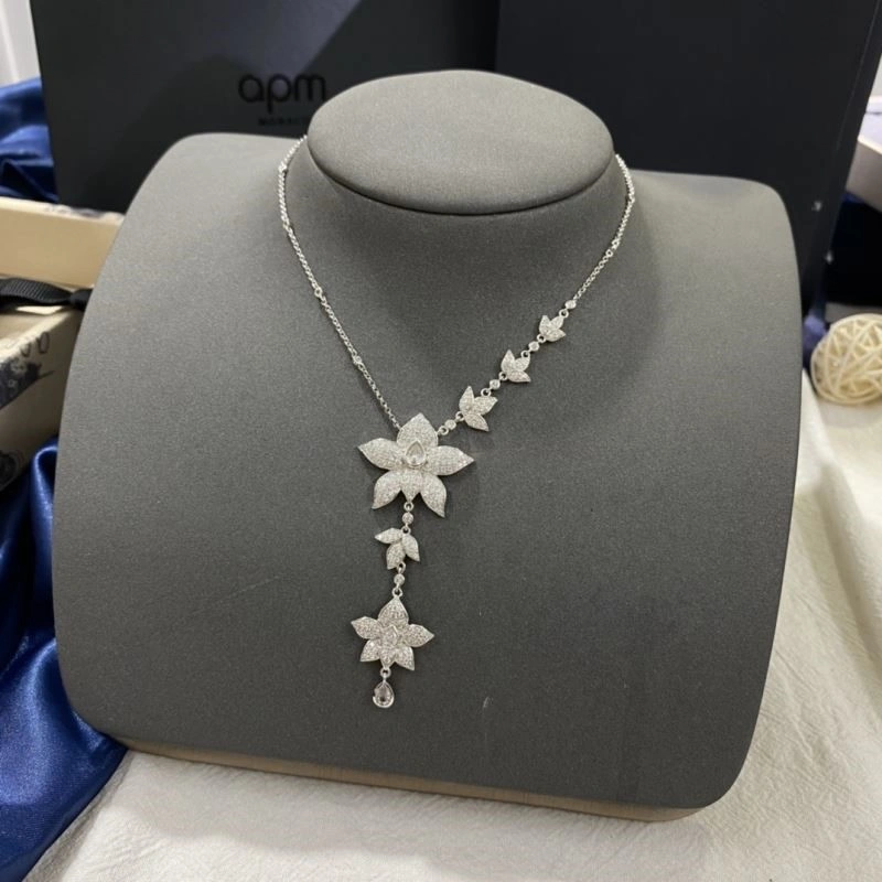 Soft Apm Necklaces 214989