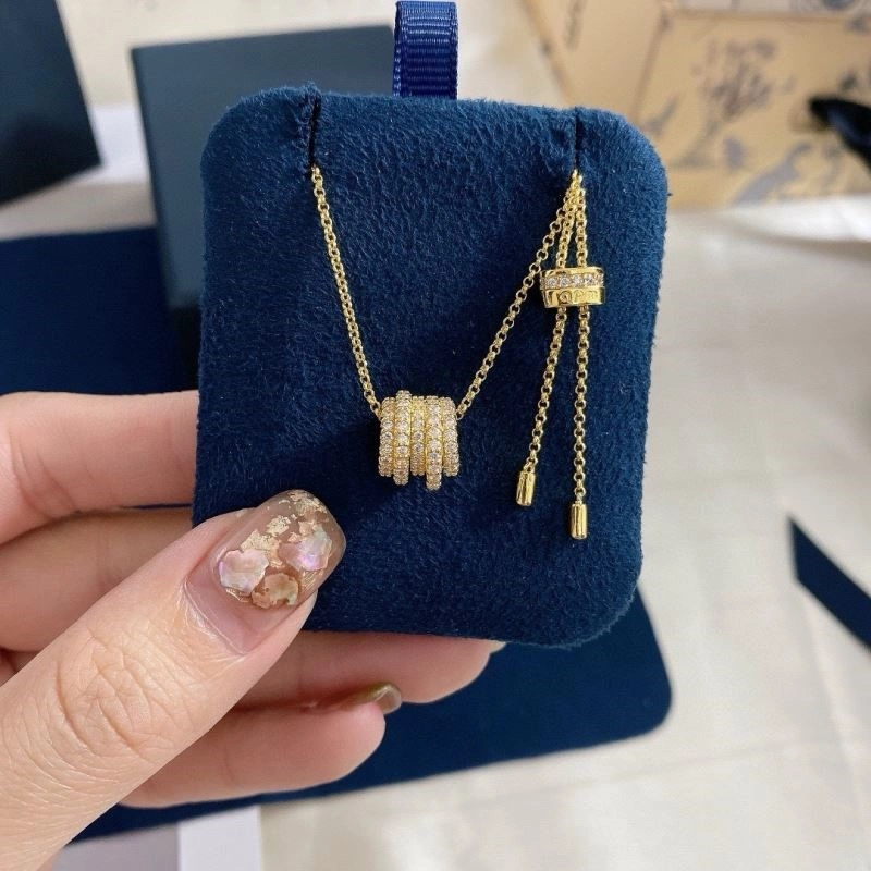 Apm Necklaces Refined 215012