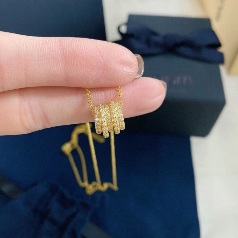 Apm Necklaces Refined 215012