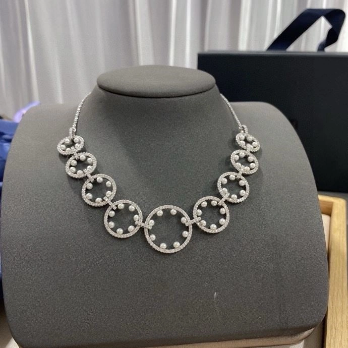 Elegant Apm Necklaces 214997