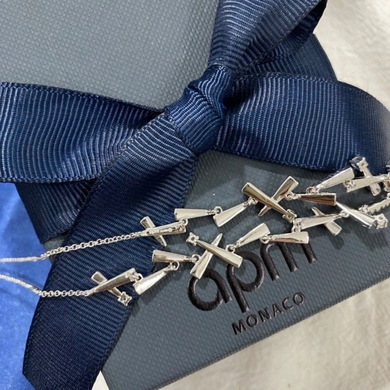 Neat Apm Necklaces 214982