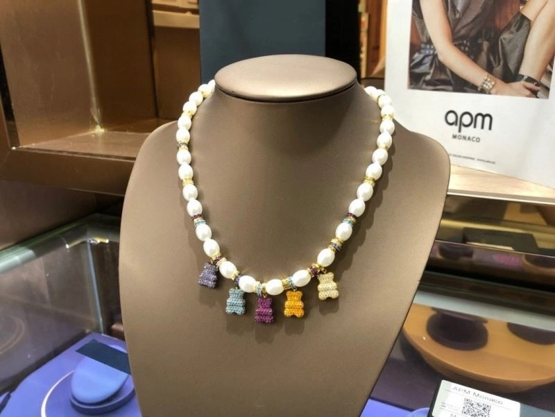 Bold Apm Necklaces 215008