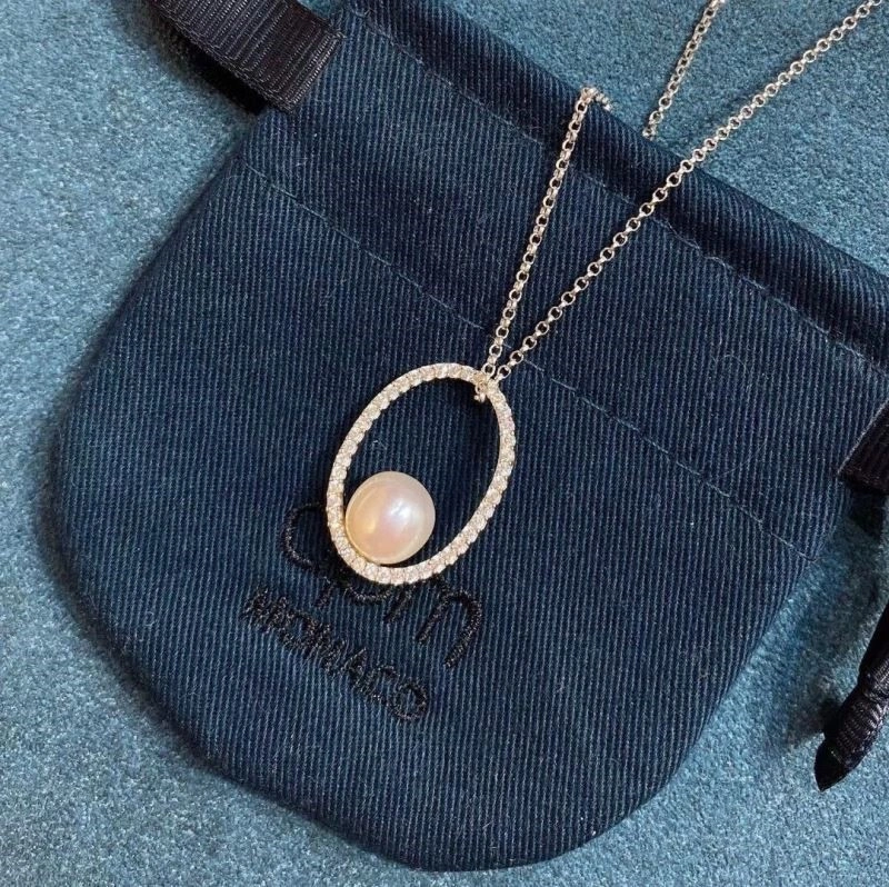 Apm Necklaces Durable 214980