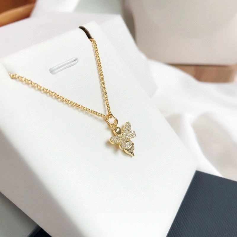 Comfortable Apm Necklaces 214968