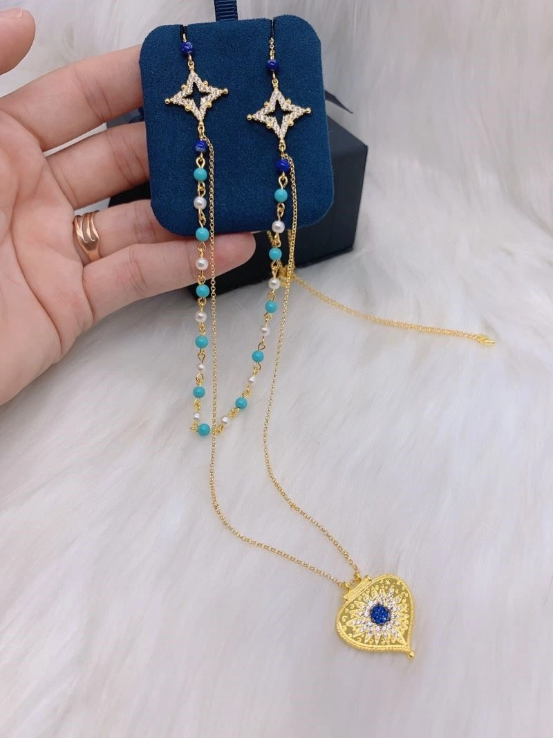 Fashionable Apm Necklaces 214970