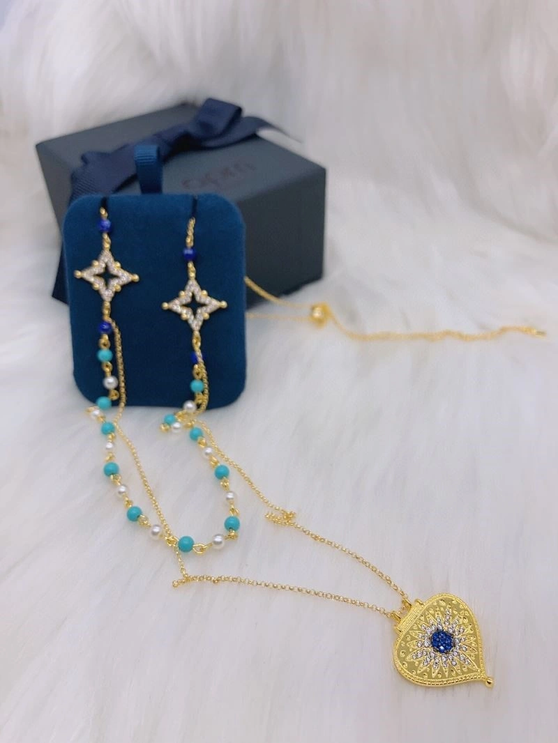 Fashionable Apm Necklaces 214970
