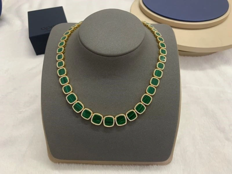 Comfortable Apm Necklaces 214868