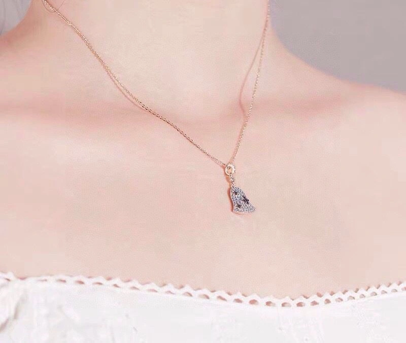 Apm Necklaces Snug 214856