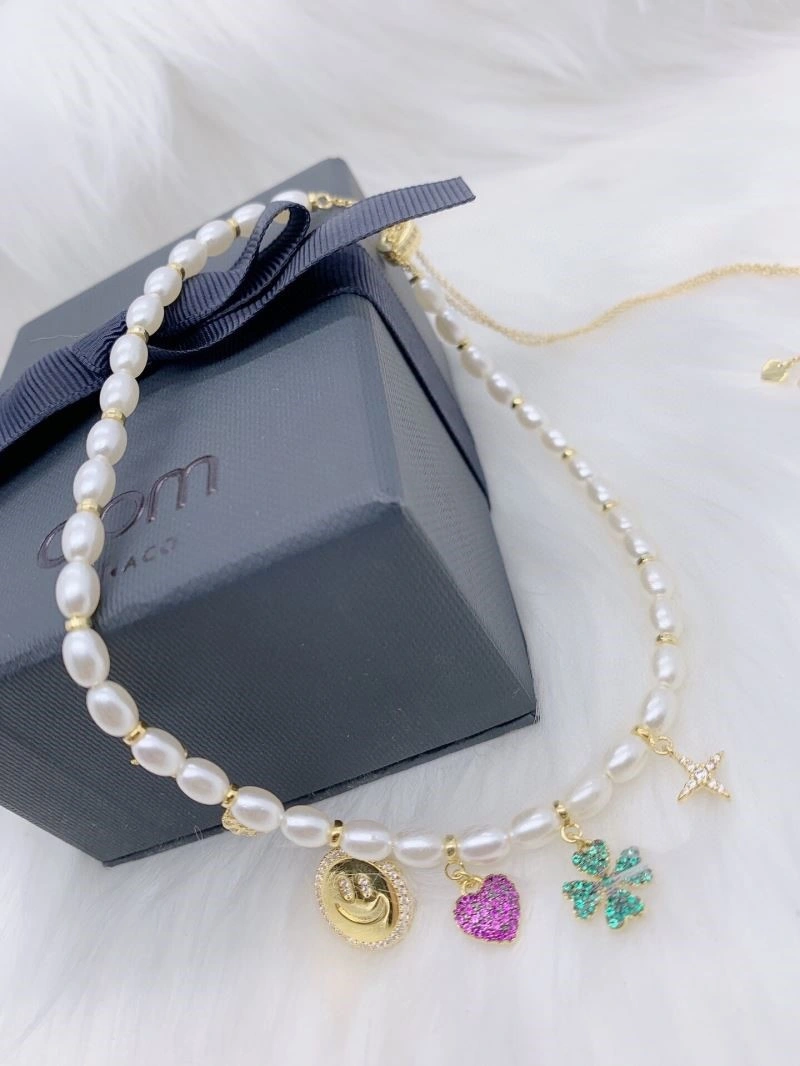 Apm Necklaces Cozy 214862