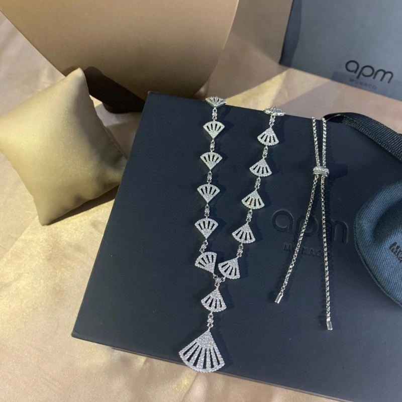 Fashionable Apm Necklaces 214840