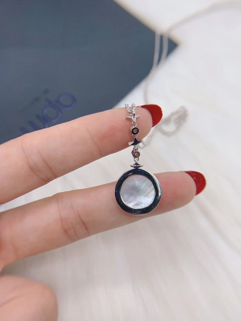 Apm Necklaces Attractive 214774