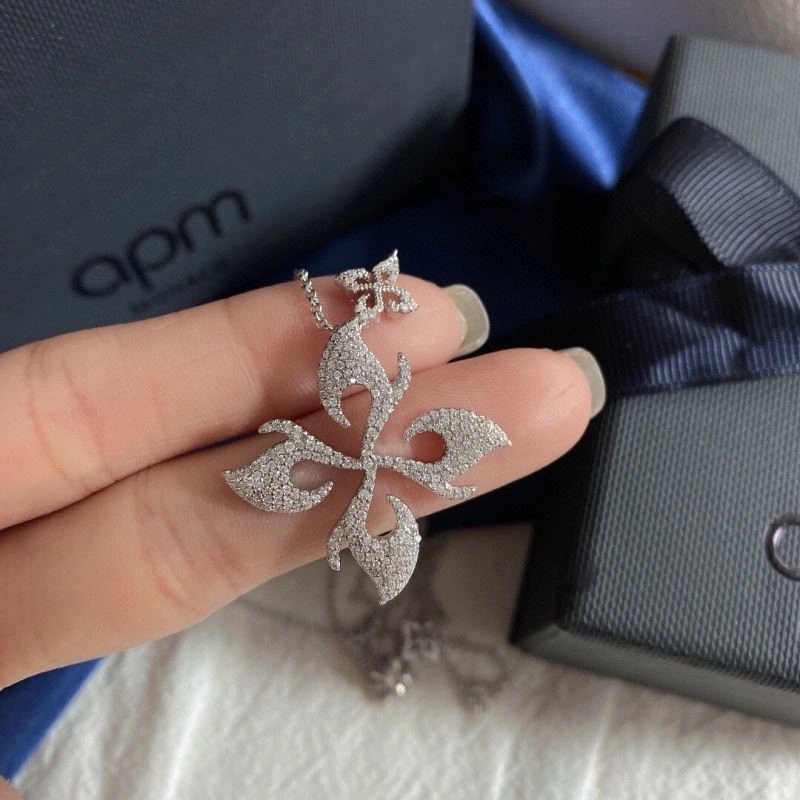 Apm Necklaces TravelReady 214747