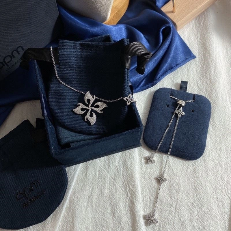 Apm Necklaces TravelReady 214747