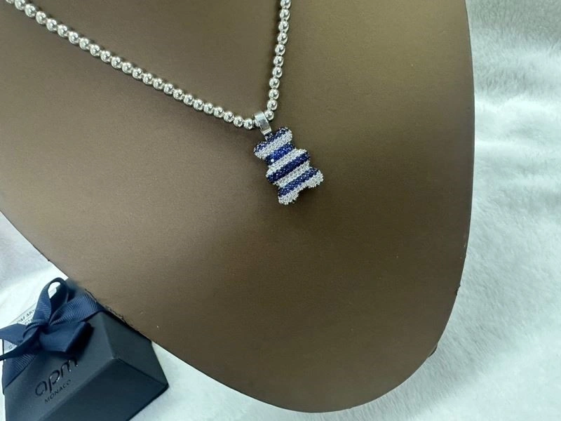 Apm Necklaces Compact 214751