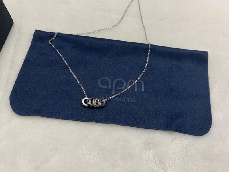 Apm Necklaces Snug 214750