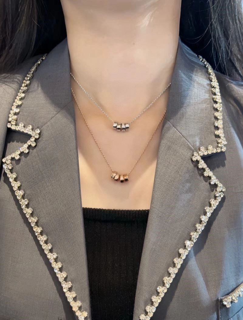 Apm Necklaces Snug 214750