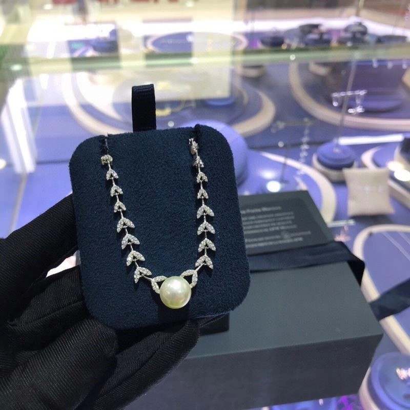 Apm Necklaces Fashionable 214737