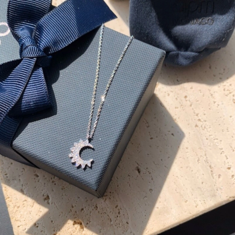 Comfortable Apm Necklaces 214739