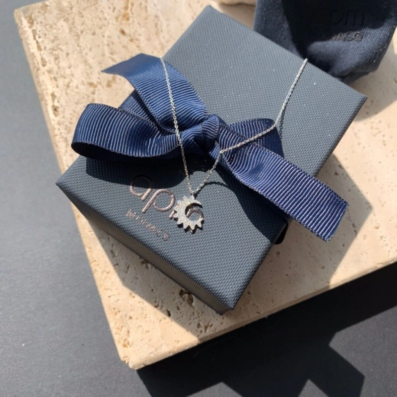 Comfortable Apm Necklaces 214739