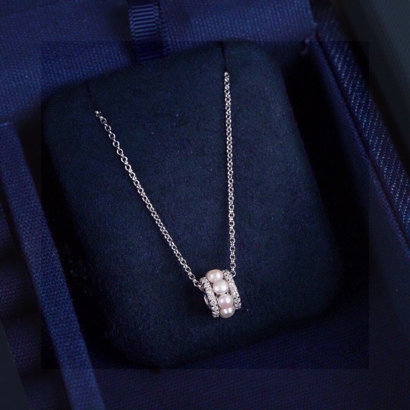 Apm Necklaces EyeCatching 214709