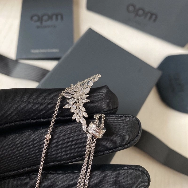 Comfortable Apm Necklaces 214695