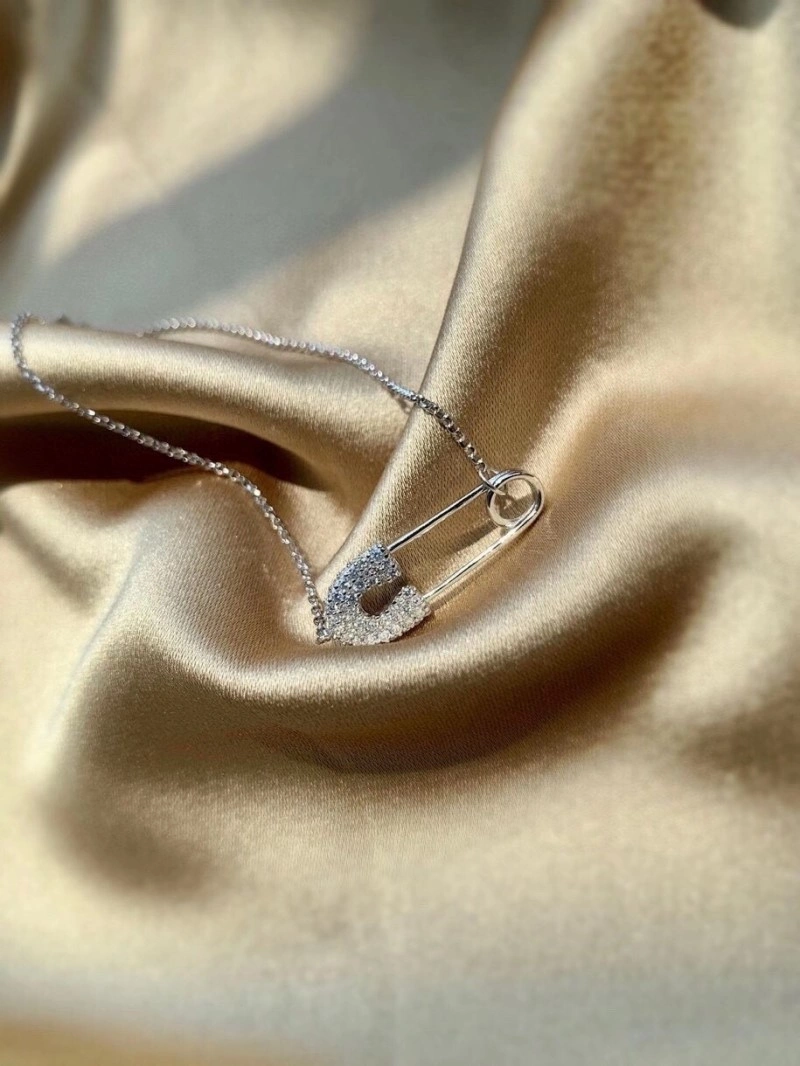 Apm Necklaces Sophisticated 214696