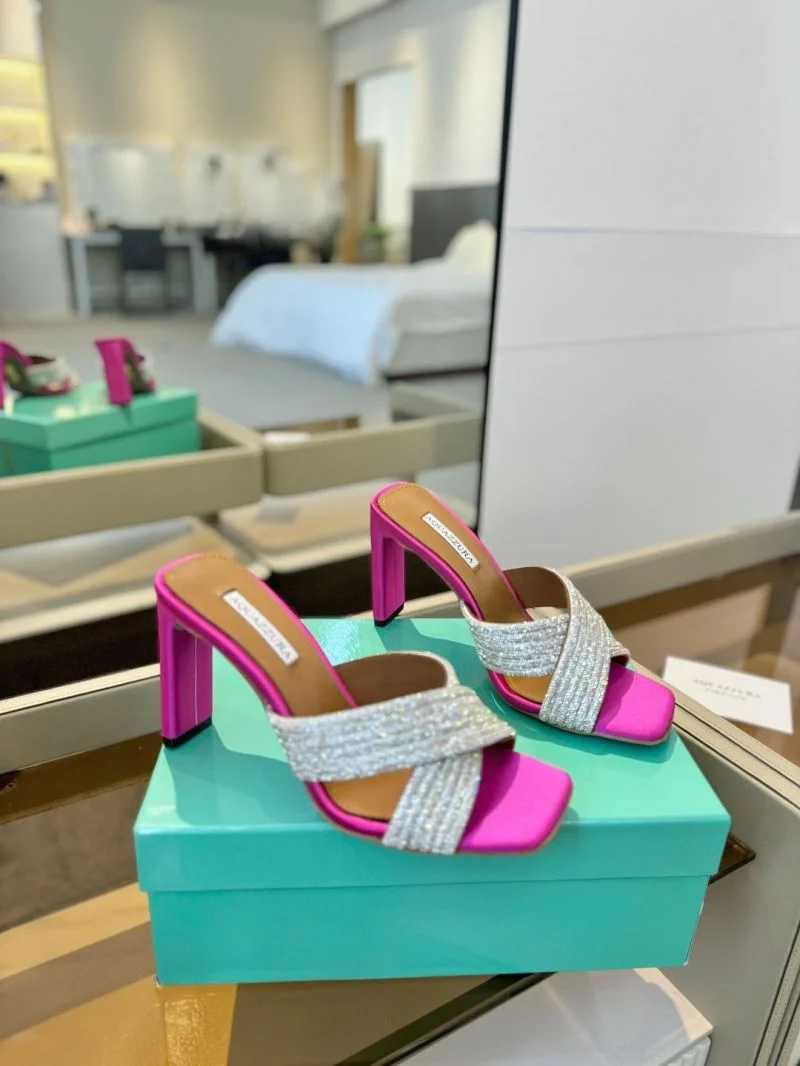 Versatile Aquazzura Sandals 10555
