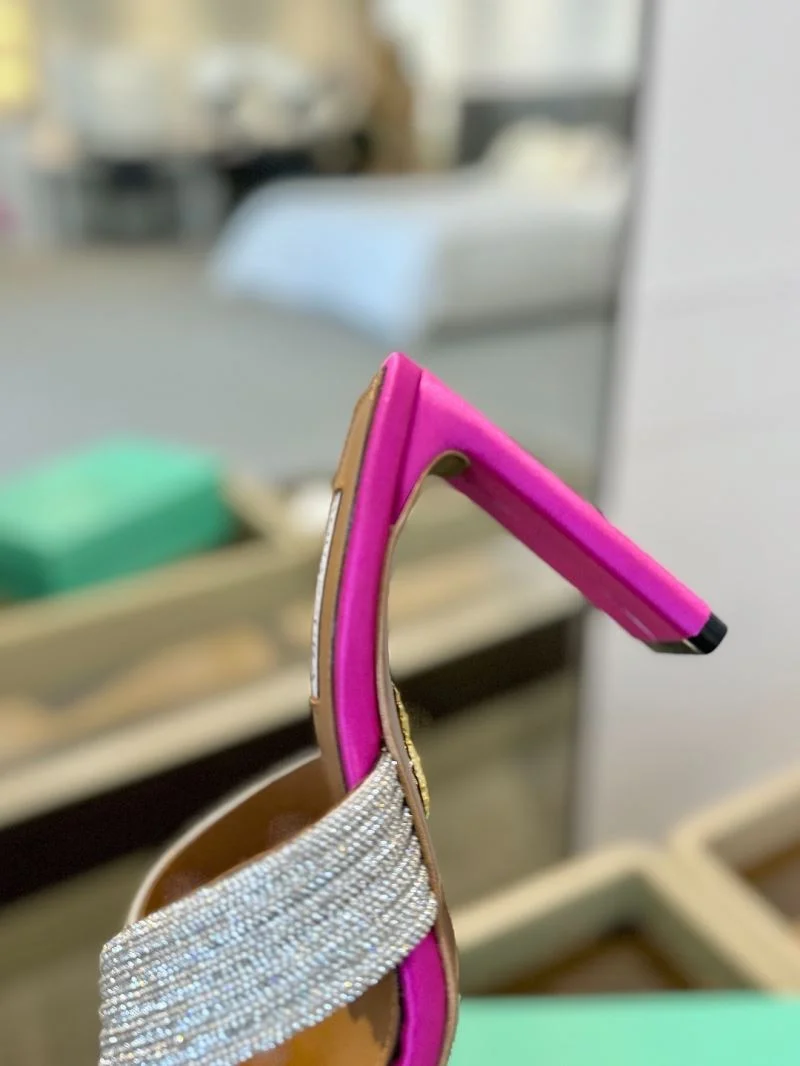 Versatile Aquazzura Sandals 10555
