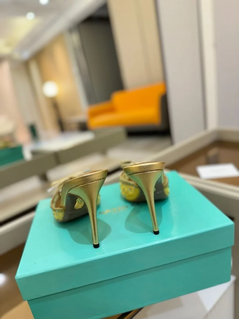 Comfortable Aquazzura Sandals 10522