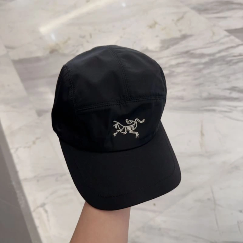 Arcteryx Caps WellDesigned 260912