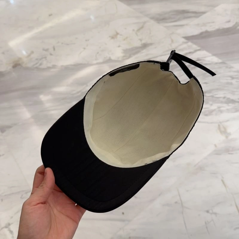 Arcteryx Caps WellDesigned 260912