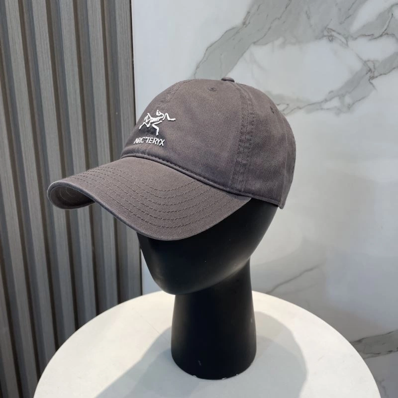 Compact Arcteryx Caps 260911